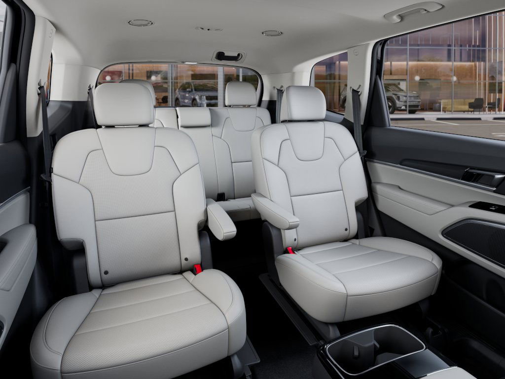 New 2025 Kia Telluride S image 16