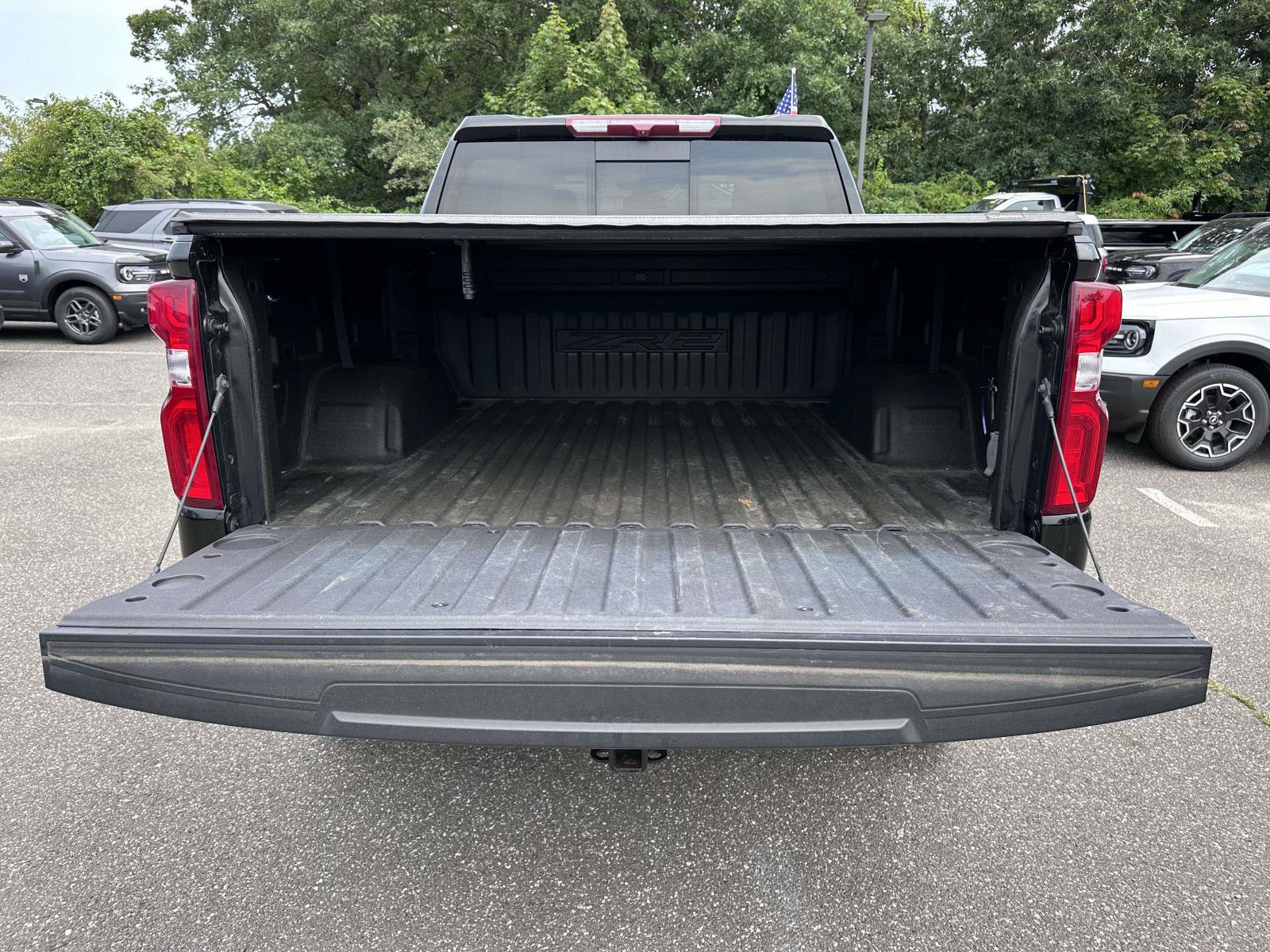 Used 2024 Chevrolet Silverado 1500 ZR2 AWD/4WD image 8