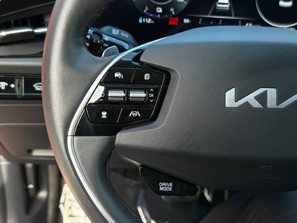 Used 2023 Kia Niro Wave w/ Wave Preserve Package FWD image 26