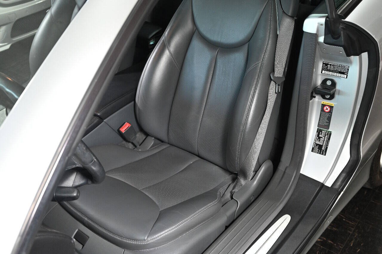 Used 2004 Mercedes-Benz SL 500 image 11