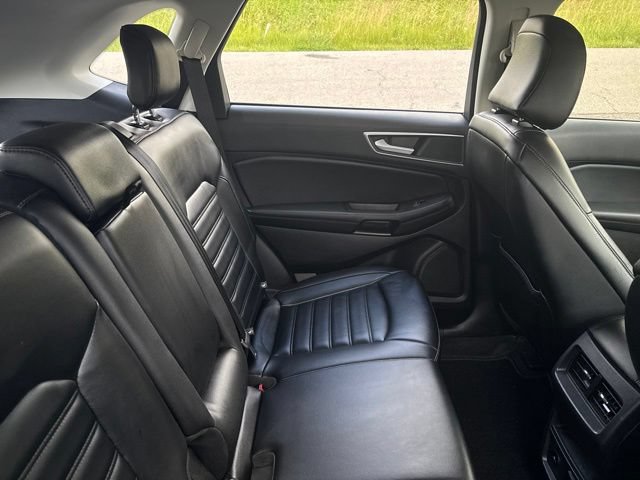 Used 2024 Ford Edge SEL w/ Convenience Package AWD/4WD image 8
