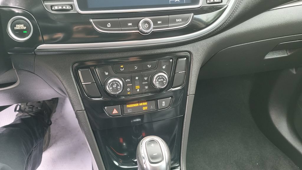 Used 2019 Buick Encore Essence w/ LPO, Road Trip Package FWD image 22
