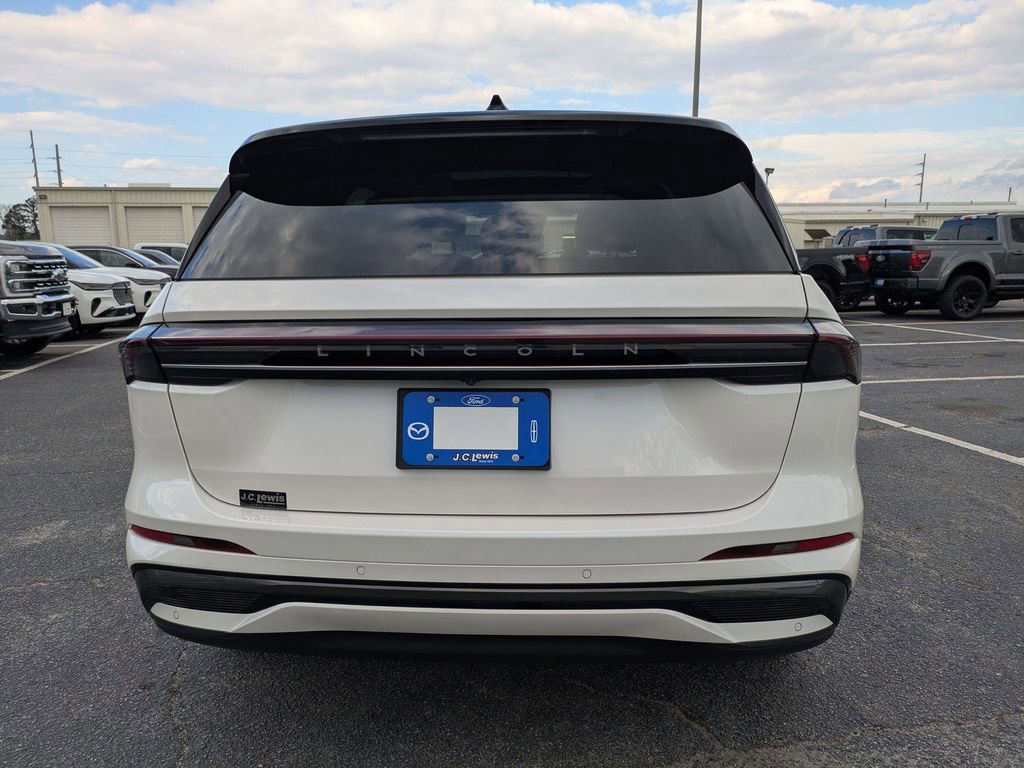 New 2026 Lincoln Nautilus Reserve image 5