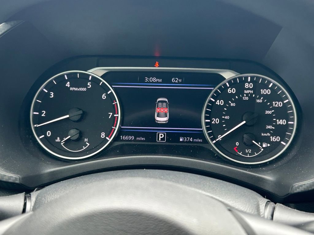 Used 2025 Nissan Sentra SV FWD image 28