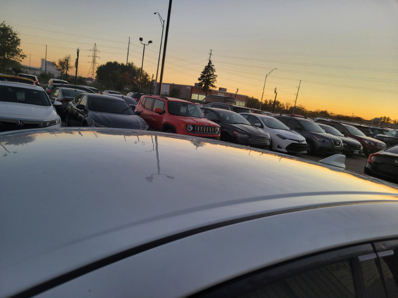 Used 2019 Toyota Prius Prime Plus FWD image 18