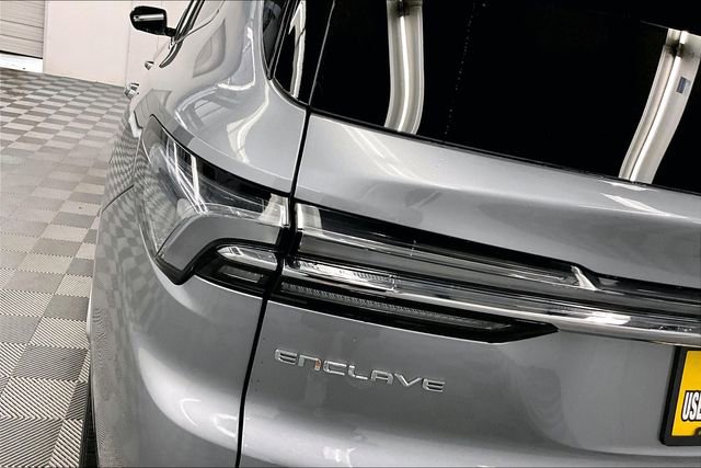Used 2025 Buick Enclave Avenir FWD image 36