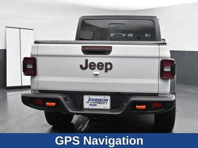 Used 2024 Jeep Gladiator Mojave w/ Technology Group AWD/4WD image 12