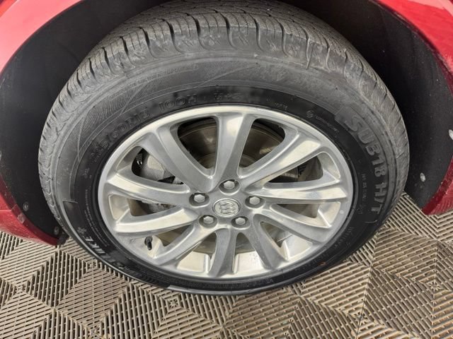 Used 2019 Buick Envision Essence FWD image 25