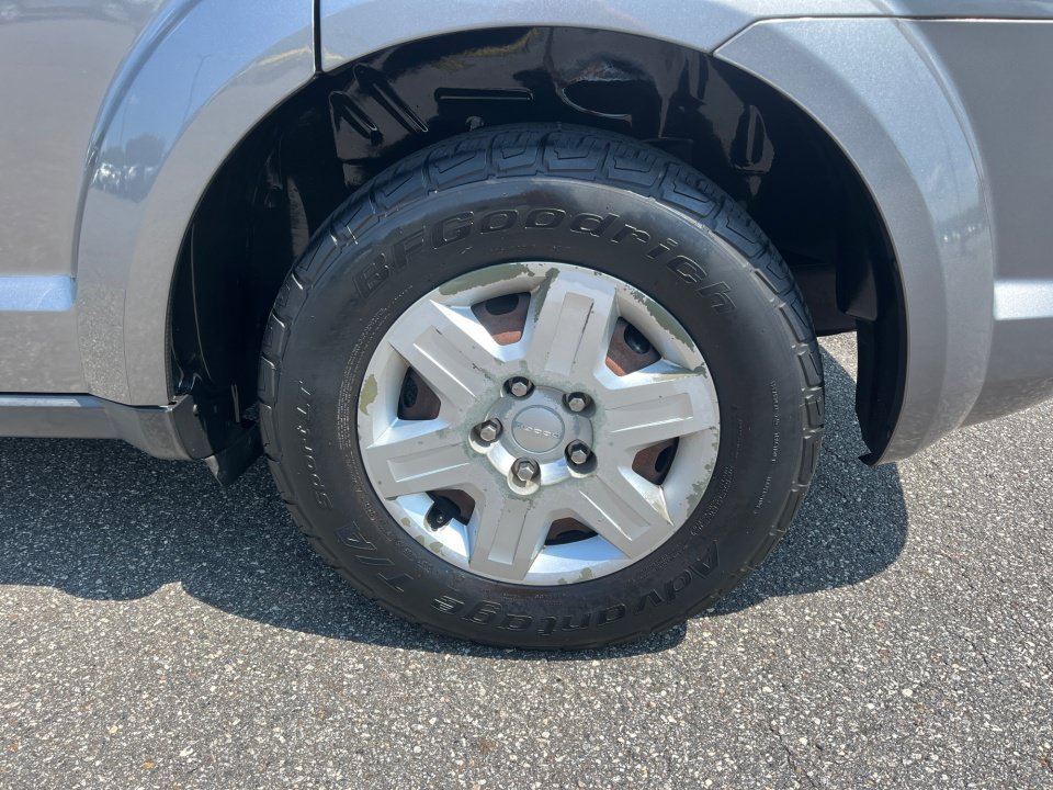 Used 2012 Dodge Journey American Value Package FWD image 23