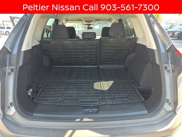 Certified 2022 Nissan Rogue SV AWD/4WD image 12