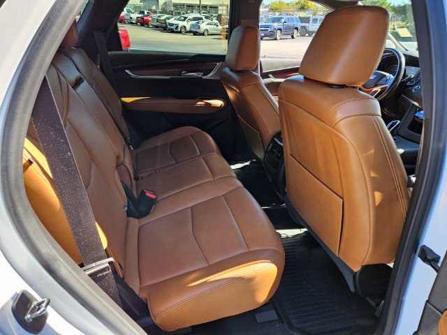 Used 2024 Cadillac XT5 Premium Luxury w/ Technology Package FWD image 19