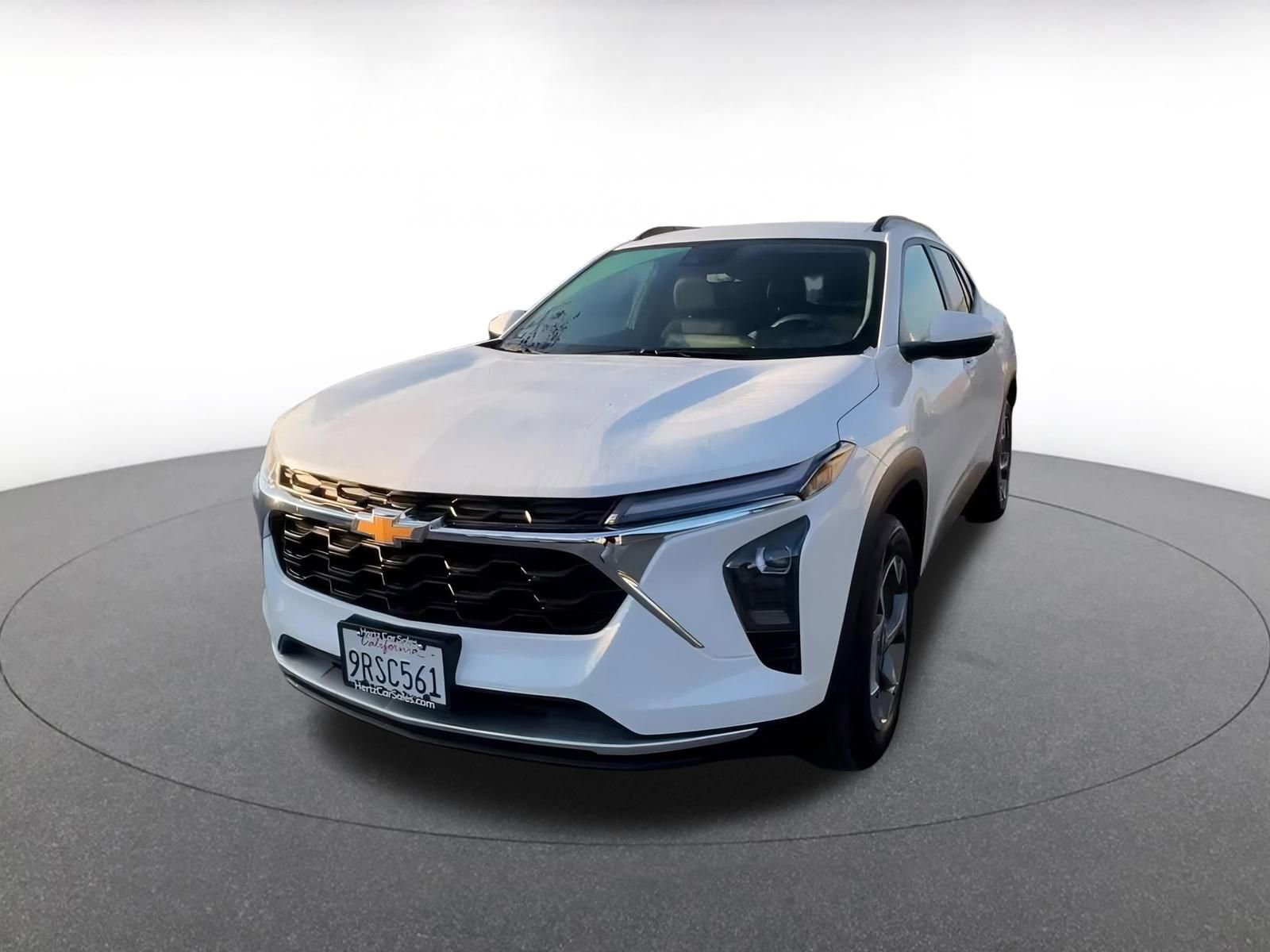 Used 2025 Chevrolet Trax LT image 7