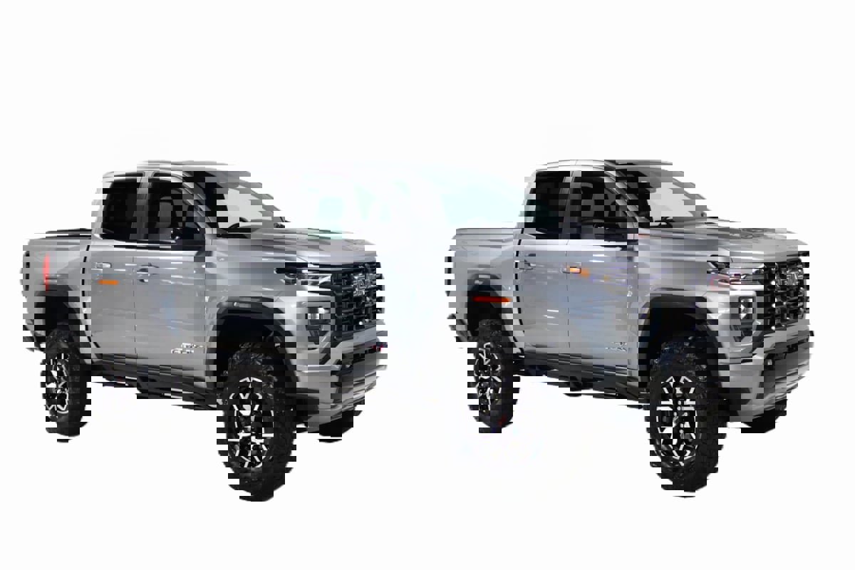 Used 2023 GMC Canyon AT4X image 5