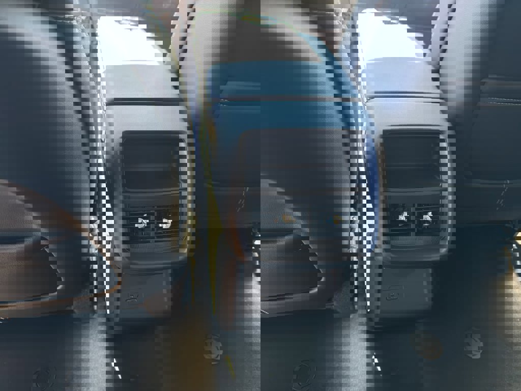 New 2026 Cadillac Lyriq Luxury image 27