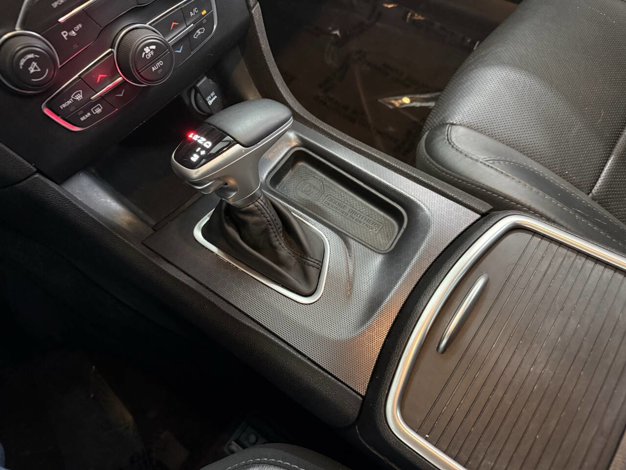 Used 2015 Dodge Charger R/T w/ Plus Group RWD image 29