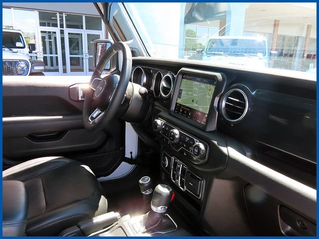 Used 2023 Jeep Wrangler Unlimited Sahara AWD/4WD image 8