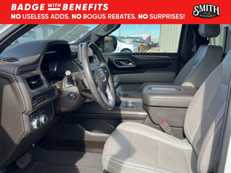 Used 2022 GMC Yukon SLT w/ SLT Luxury Package image 10