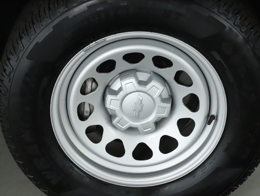 Used 2023 Chevrolet Colorado W/T w/ Safety Package image 10