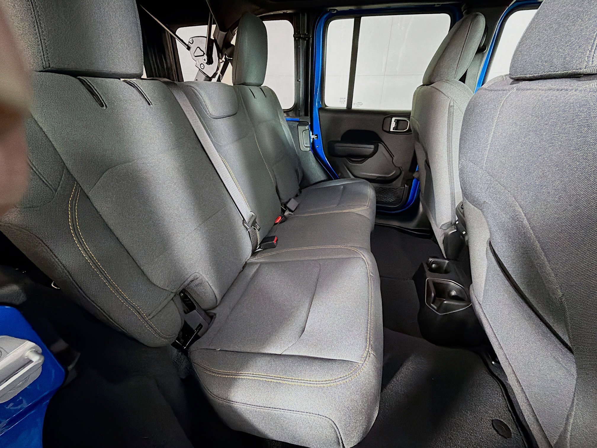 Used 2024 Jeep Wrangler Sport S image 26