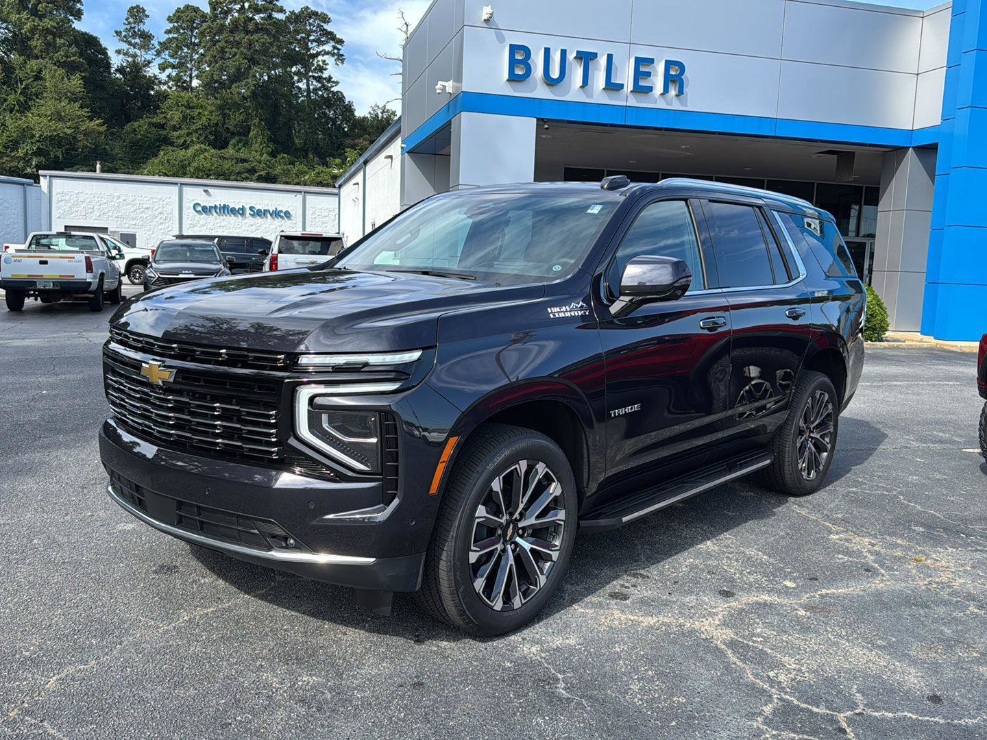 New 2025 Chevrolet Tahoe High Country w/ Sun And Tow Package