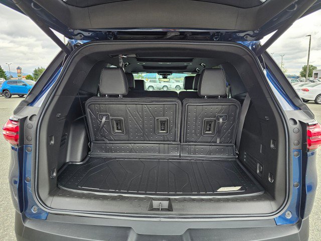 Used 2023 Chevrolet Traverse LT w/ LT Premium Package image 20