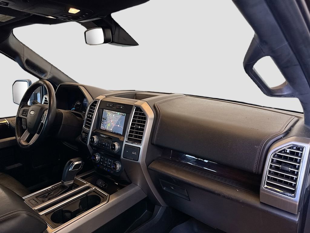 Used 2015 Ford F150 Platinum w/ Equipment Group 701A Luxury AWD/4WD image 23