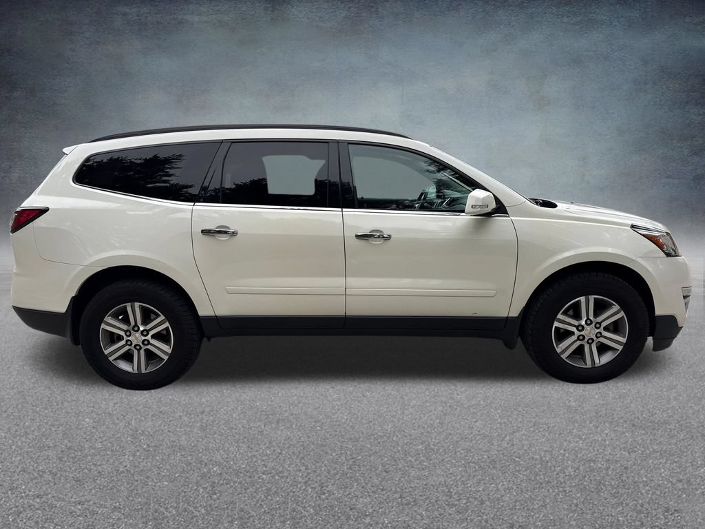 Used 2015 Chevrolet Traverse LT FWD image 7