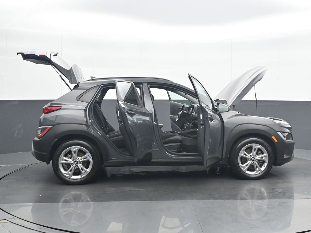 Used 2023 Hyundai Kona SEL AWD/4WD image 36