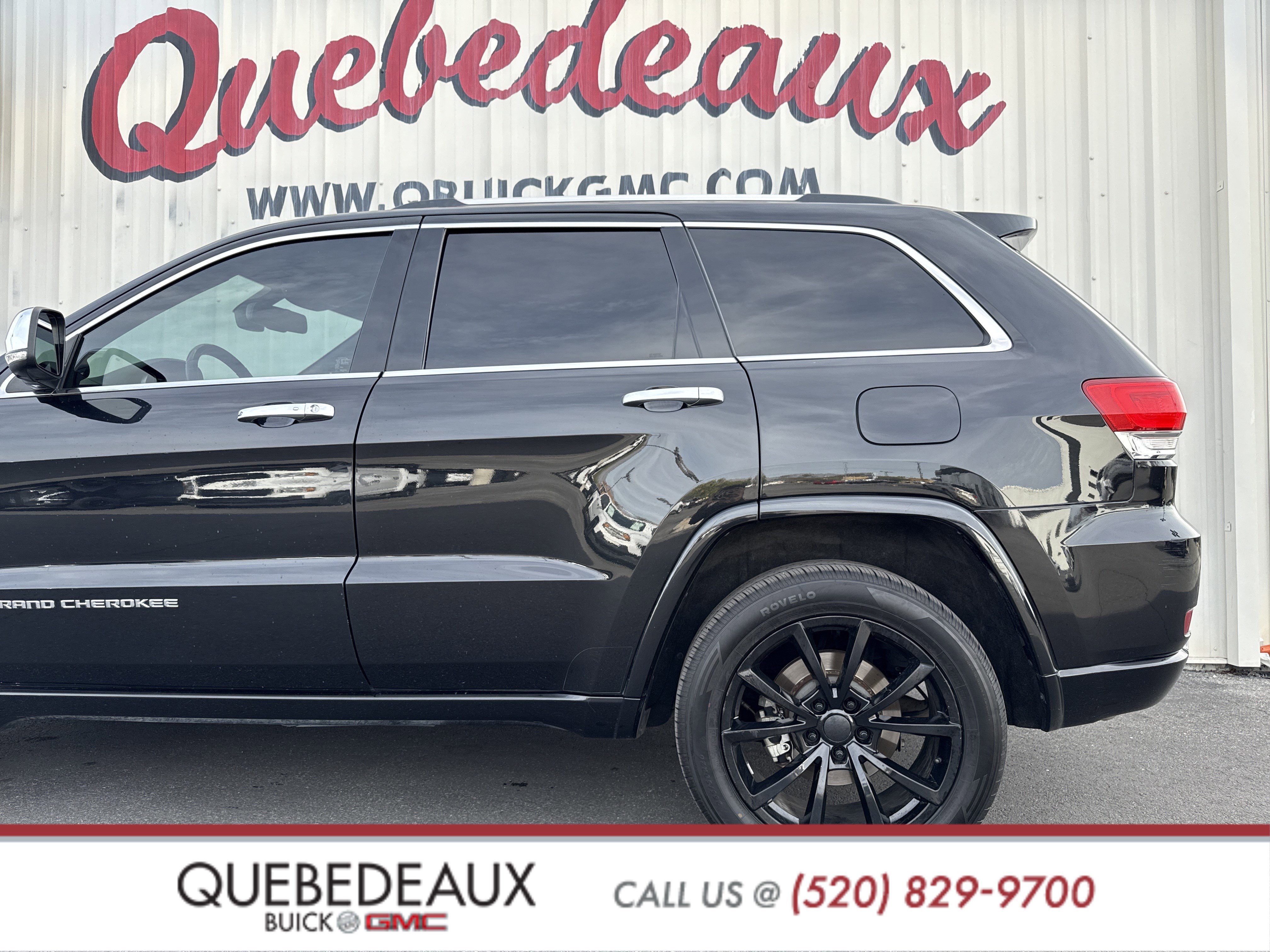Used 2015 Jeep Grand Cherokee Overland image 2