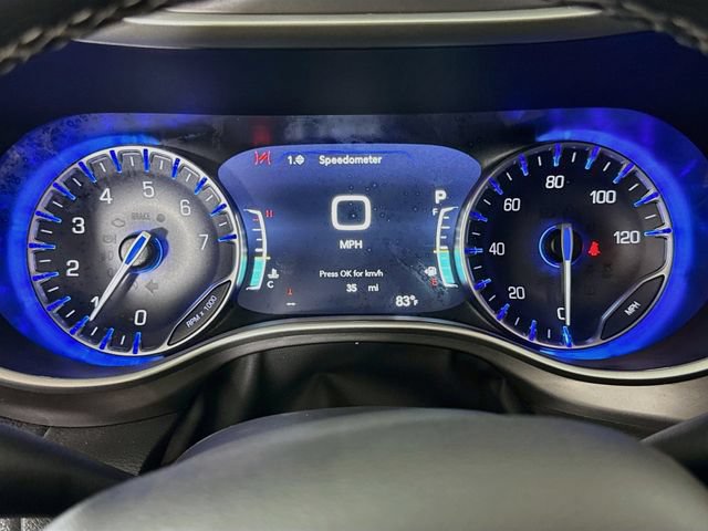 Used 2026 Chrysler Pacifica Select AWD/4WD image 12