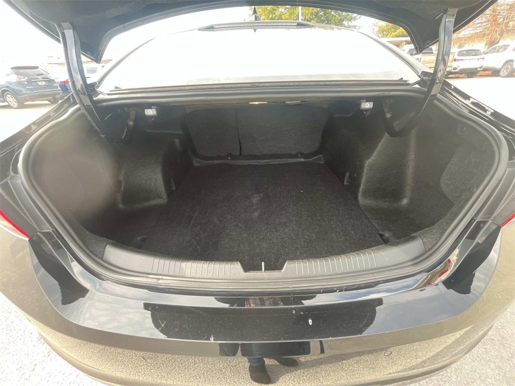 Used 2024 Chevrolet Malibu LT image 15