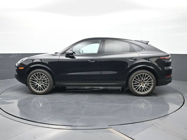 Certified 2022 Porsche Cayenne Platinum Edition AWD/4WD image 2