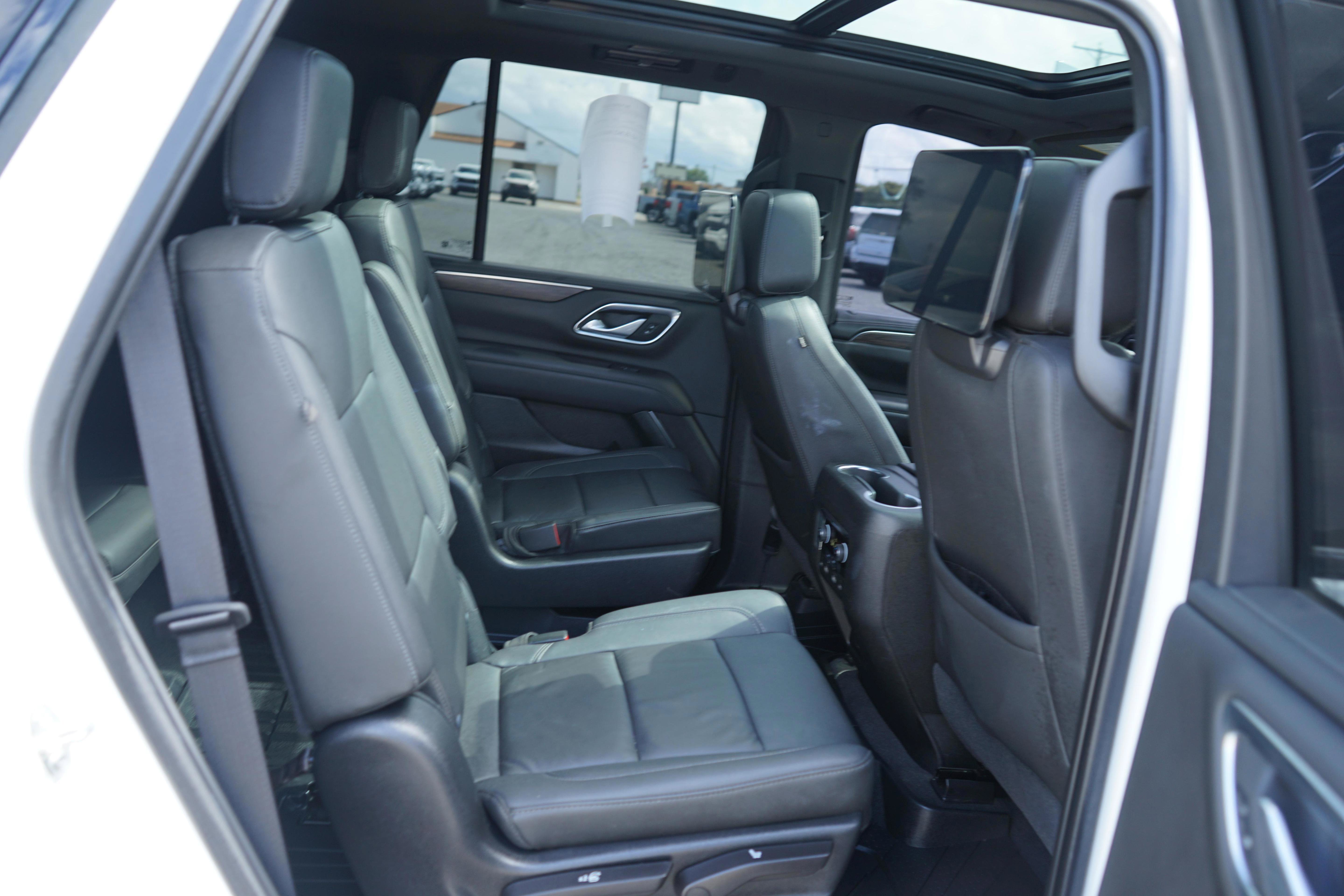 Used 2021 Chevrolet Tahoe Z71 w/ Rear Media and Nav Package AWD/4WD image 24