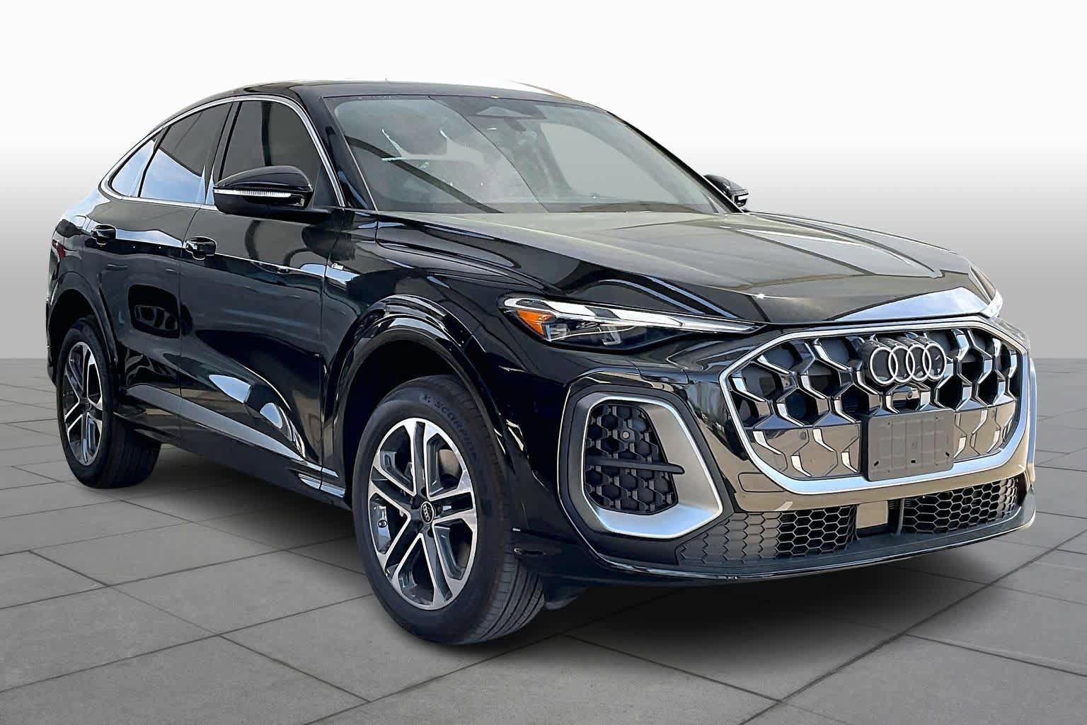 New 2026 Audi Q5 Premium AWD/4WD image 2