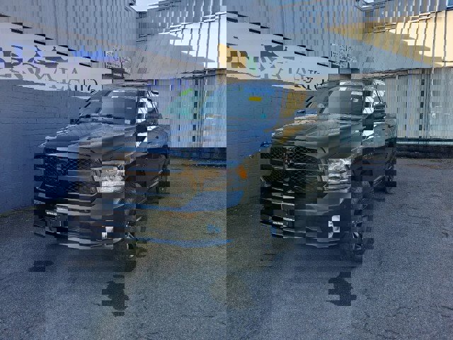 Used 2017 RAM 1500 Sport w/ Convenience Group image 4