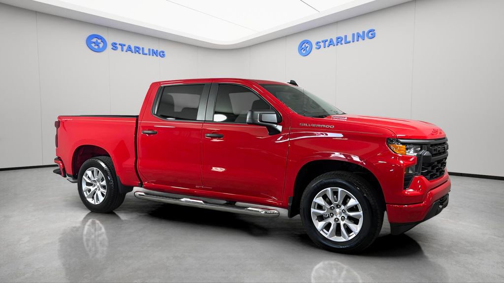 Used 2025 Chevrolet Silverado 1500 Custom RWD image 12