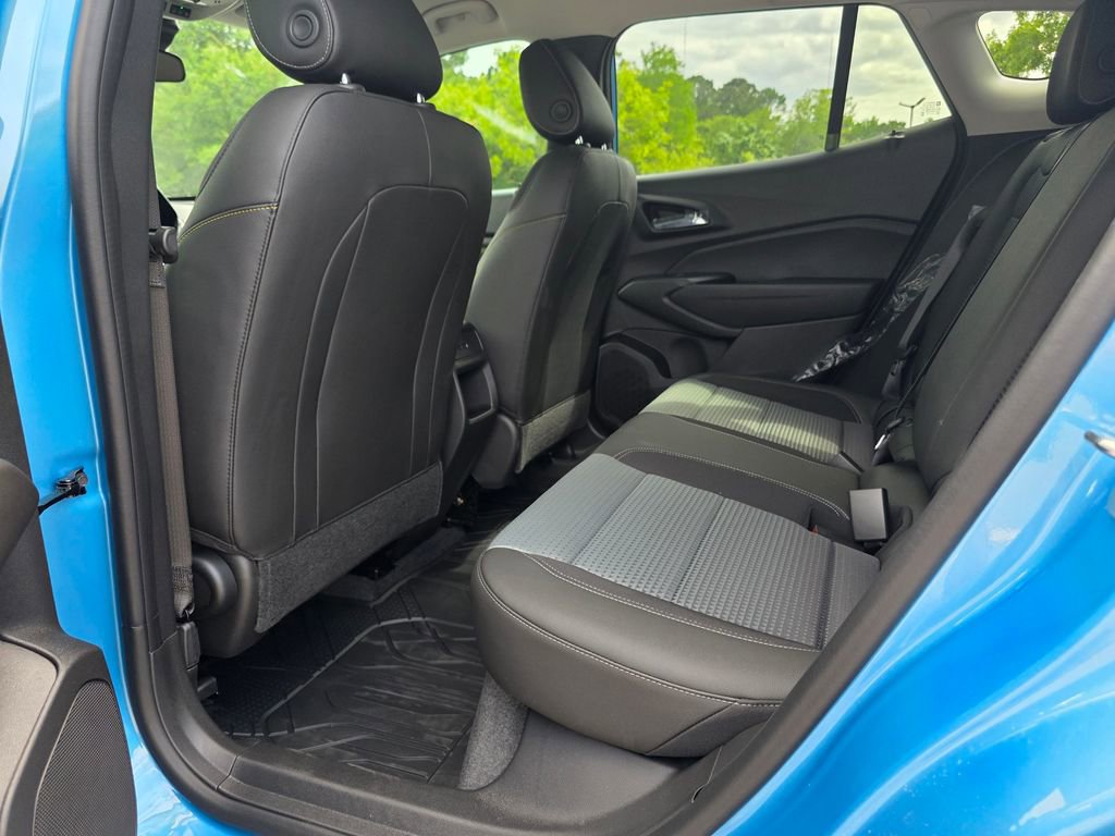 New 2026 Chevrolet Trax LT FWD image 24