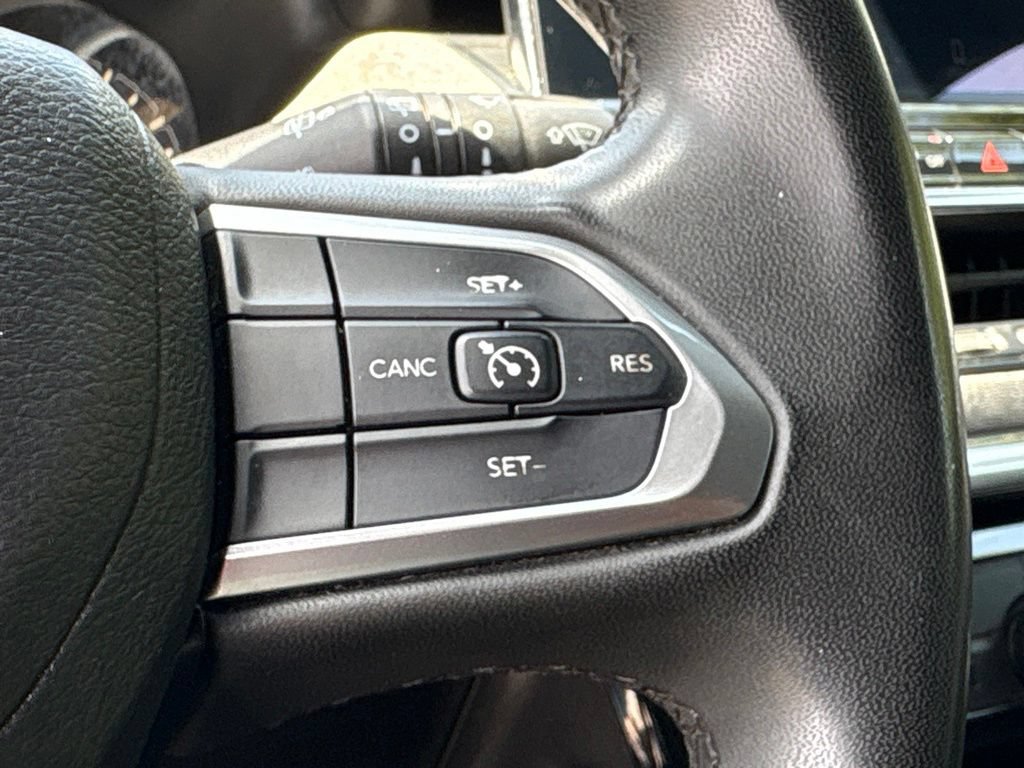 Used 2024 Jeep Compass Latitude AWD/4WD image 20