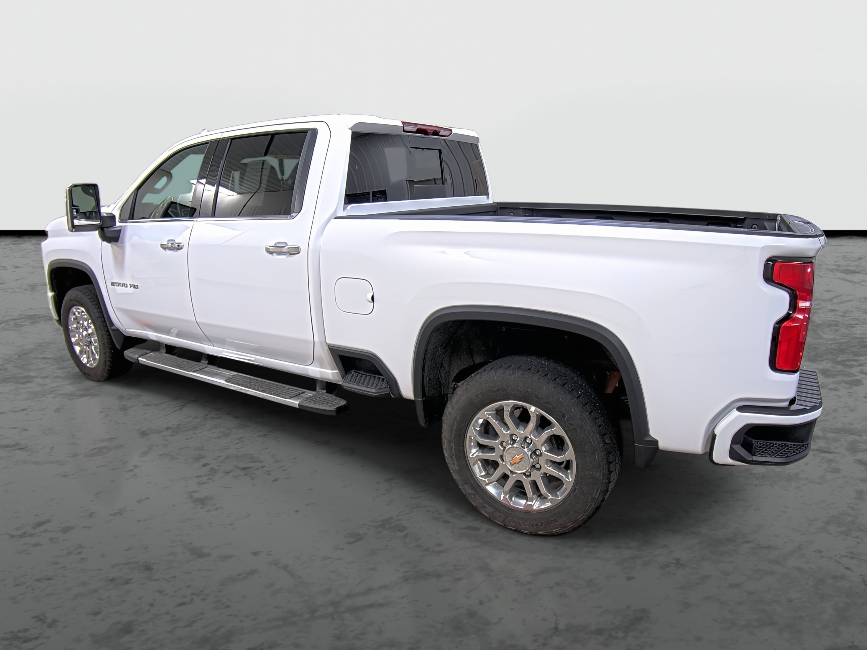 Used 2025 Chevrolet Silverado 2500 LTZ w/ Z71 Chrome Sport Edition AWD/4WD image 2