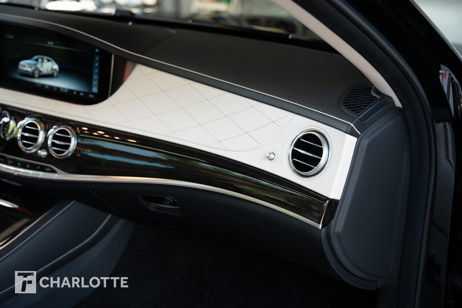 Used 2018 Mercedes-Benz Maybach S 650 image 31