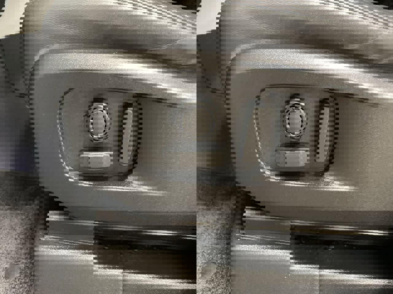 Used 2020 Land Rover Defender 110 HSE image 15