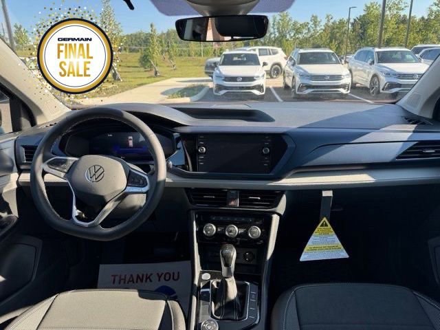 New 2024 Volkswagen Taos SE image 16