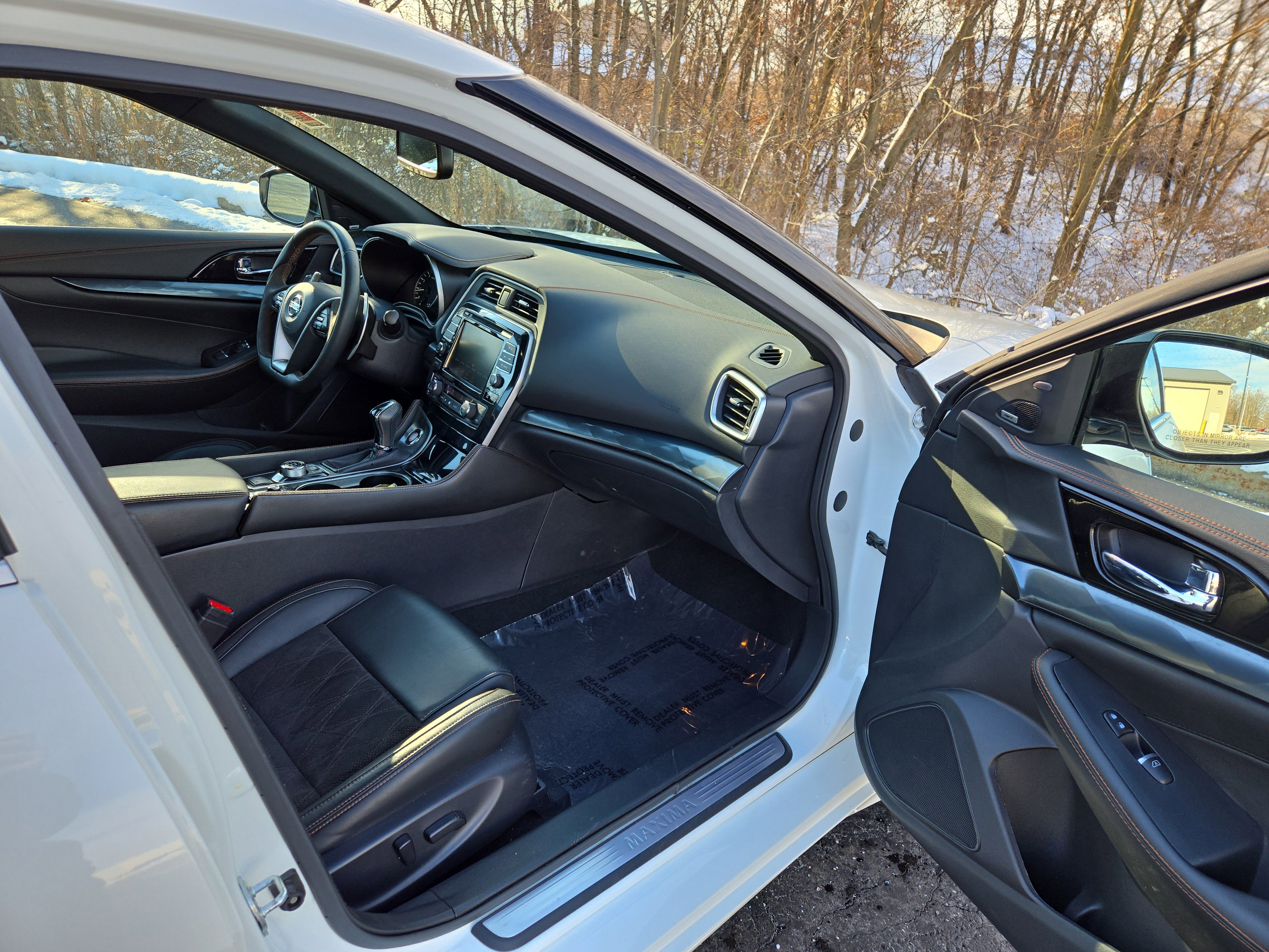 Used 2021 Nissan Maxima SR w/ Sport Mat Group image 23