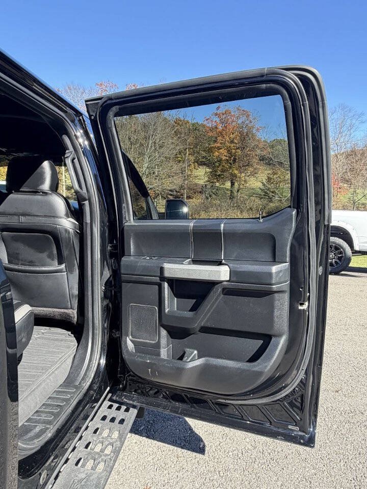 Used 2018 Ford F150 Raptor w/ Equipment Group 802A Luxury AWD/4WD image 45