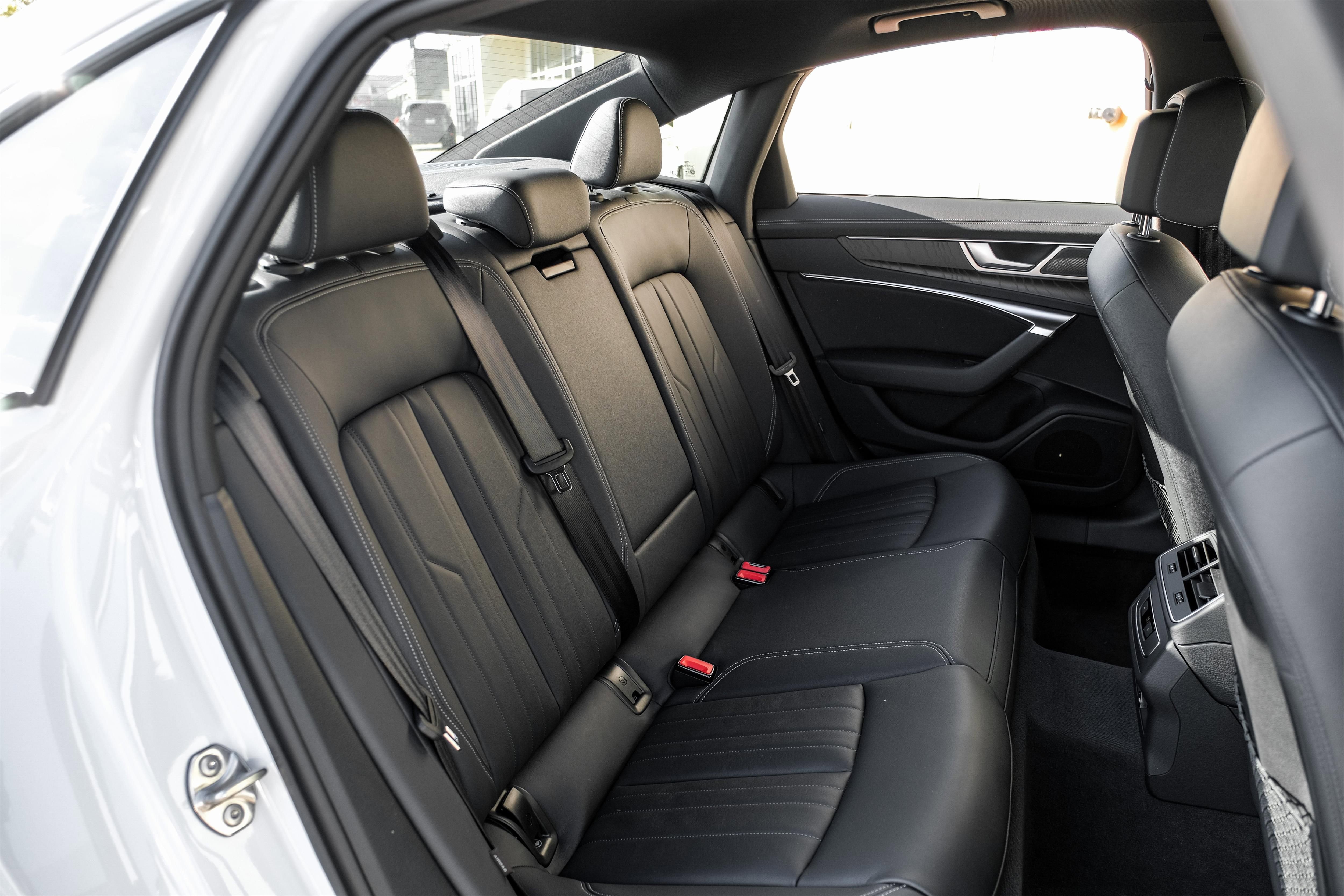 Used 2023 Audi A6 3.0T Premium w/ Convenience Package image 34
