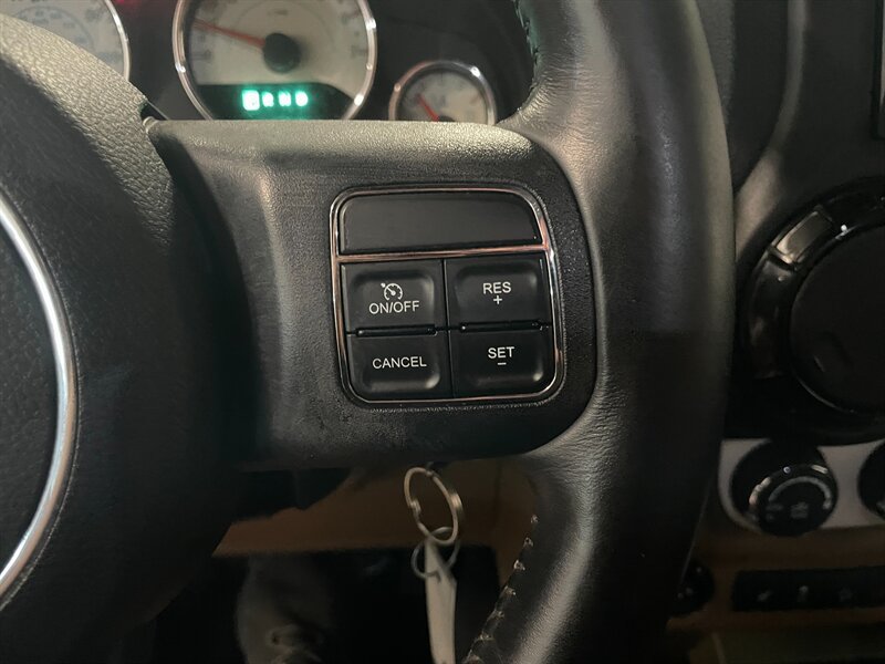 Used 2012 Jeep Wrangler Rubicon w/ PWR Convenience Group AWD/4WD image 12