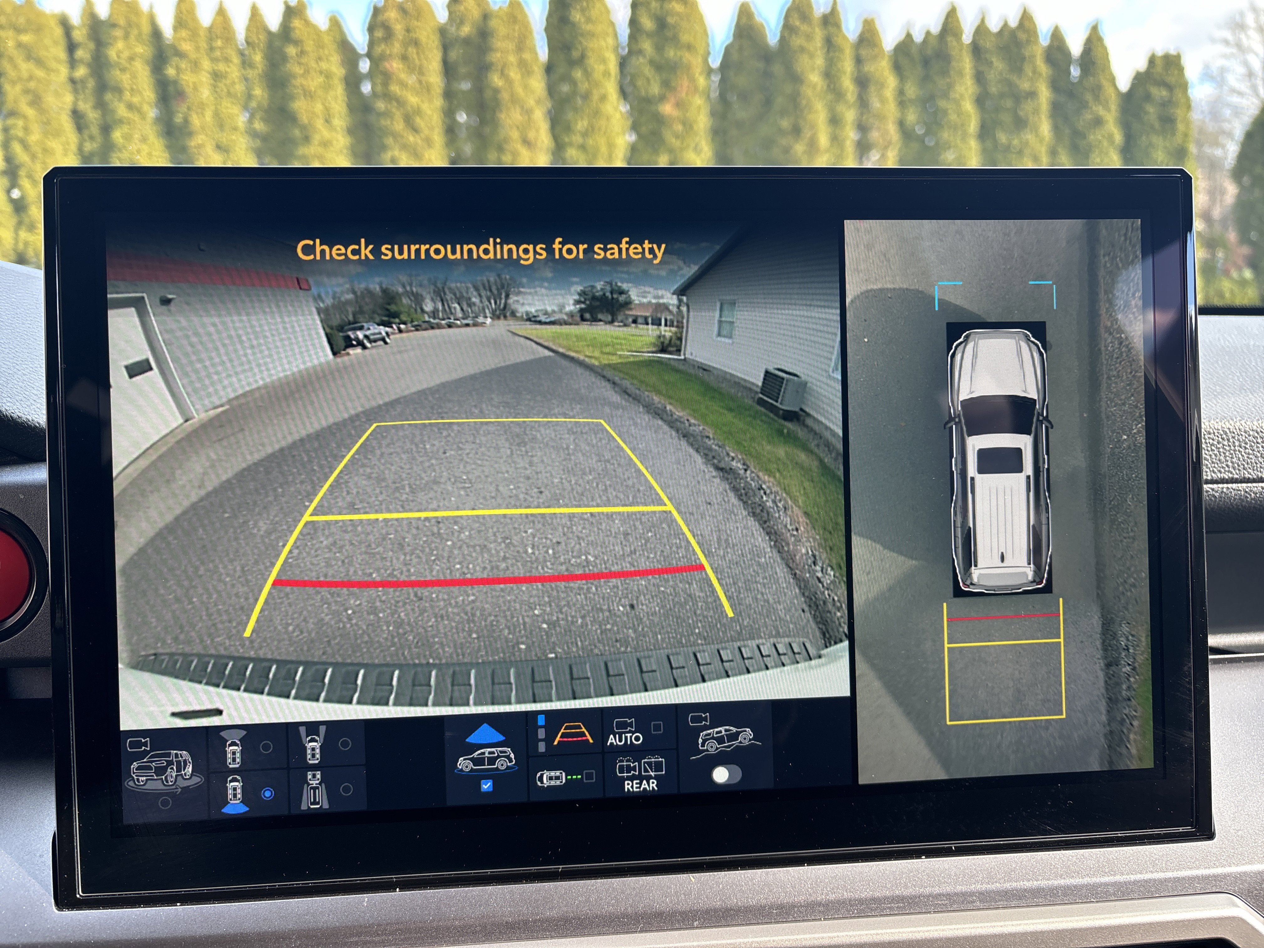 Used 2025 Toyota 4Runner TRD Off-Road Premium image 27