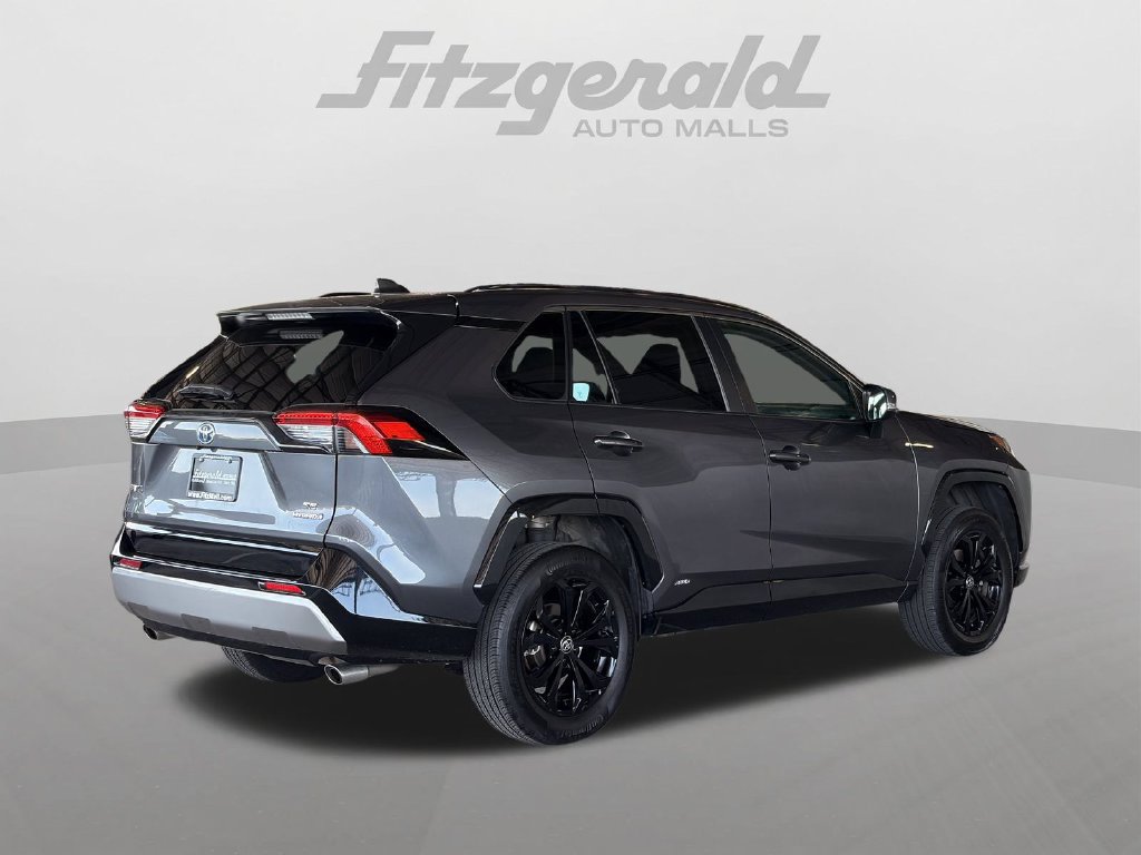 Used 2024 Toyota RAV4 SE AWD/4WD image 8