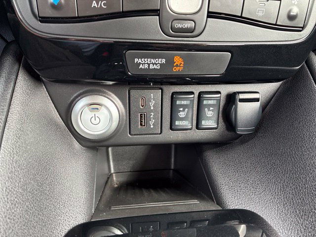 Certified 2025 Nissan Leaf SV Plus FWD image 32