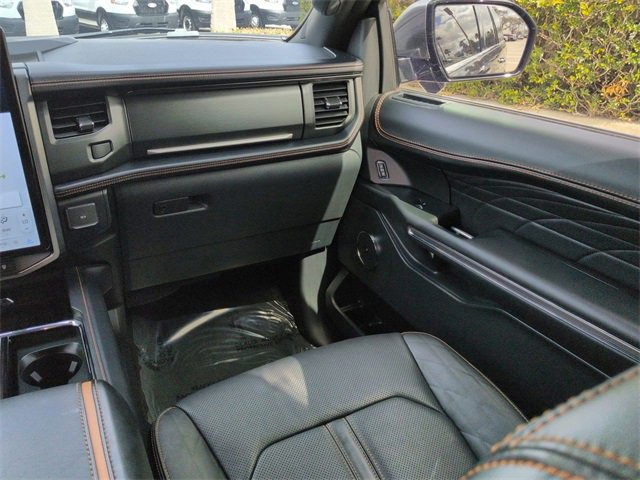 Certified 2024 Ford Expedition Max Platinum image 17